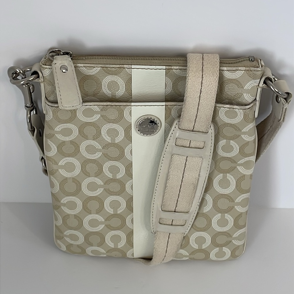 Coach Op Art Signature Swingpack Crossbody